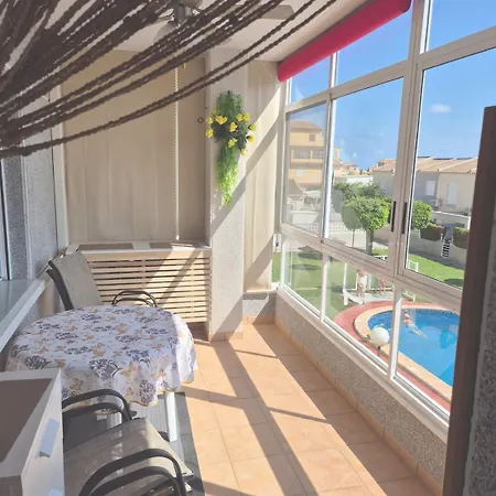 Apartment Feriefolelse Hver Dag Torrevieja
